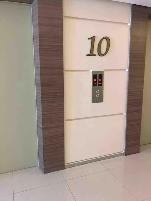 Trig Place At Grace Residence In Taguig City 马尼拉 外观 照片