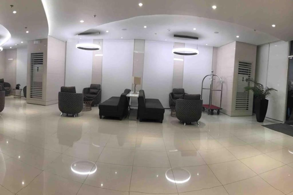 Trig Place At Grace Residence In Taguig City 马尼拉 外观 照片